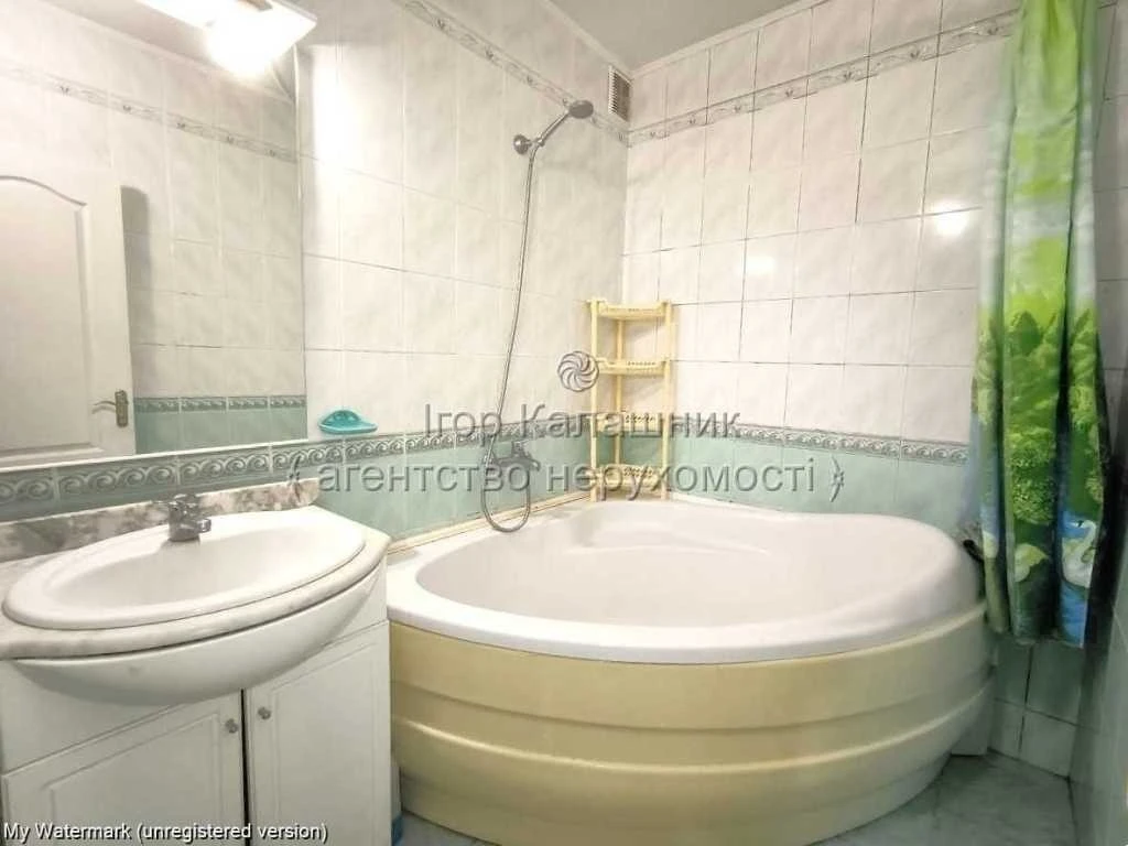 3-room apartment for sale 72.1 m², Yuriy Lytvynskoho St.,