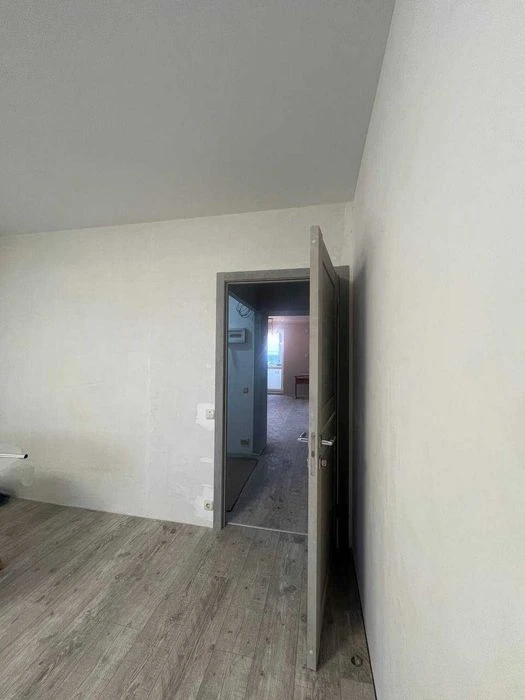 Продам 2к ЖК Л.Малой 34, новый ремонт. Эксклюзив