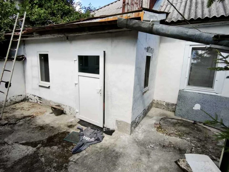 Будинок. Дніпро, Поповича