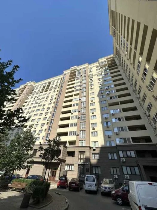 Гарна 1 Кім. в ЖК Одеські Традиціі на М. Грушевського/ Несте