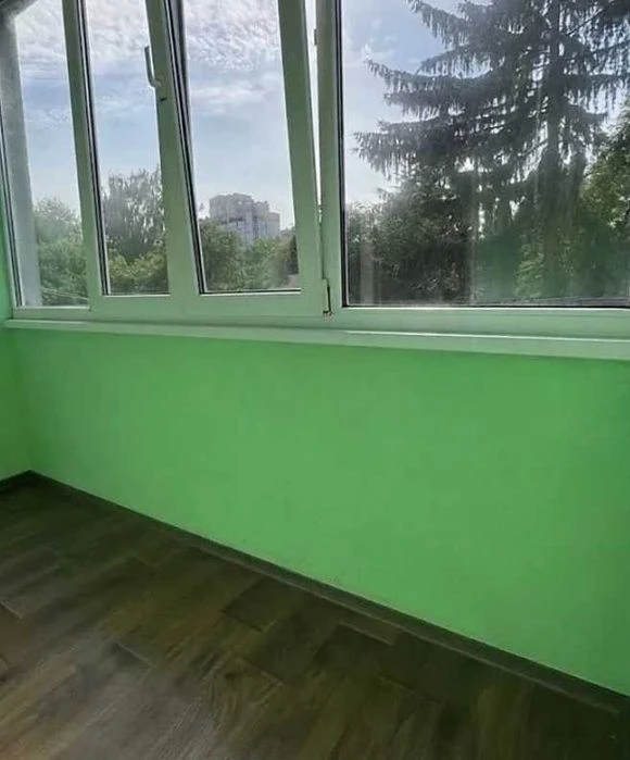 % Продам 3-кімнатну квартиру в районі Автовокзалу