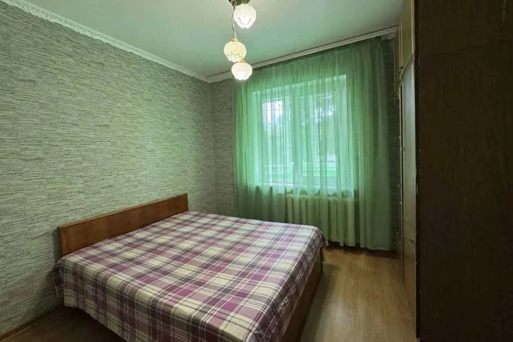 % Продам 3-кімнатну квартиру в районі Автовокзалу