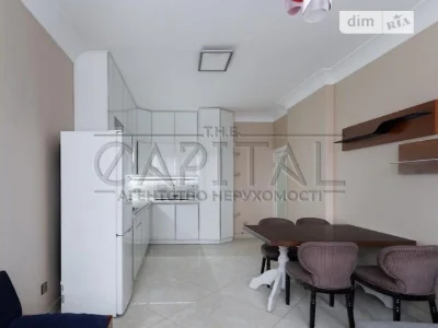 For sale 2-room apartment 88 sq. m on Dniprovska embankment 14 • ID 3463