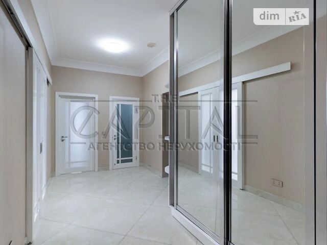 For sale 2-room apartment 88 sq. m on Dniprovska embankment 14 • ID 3463