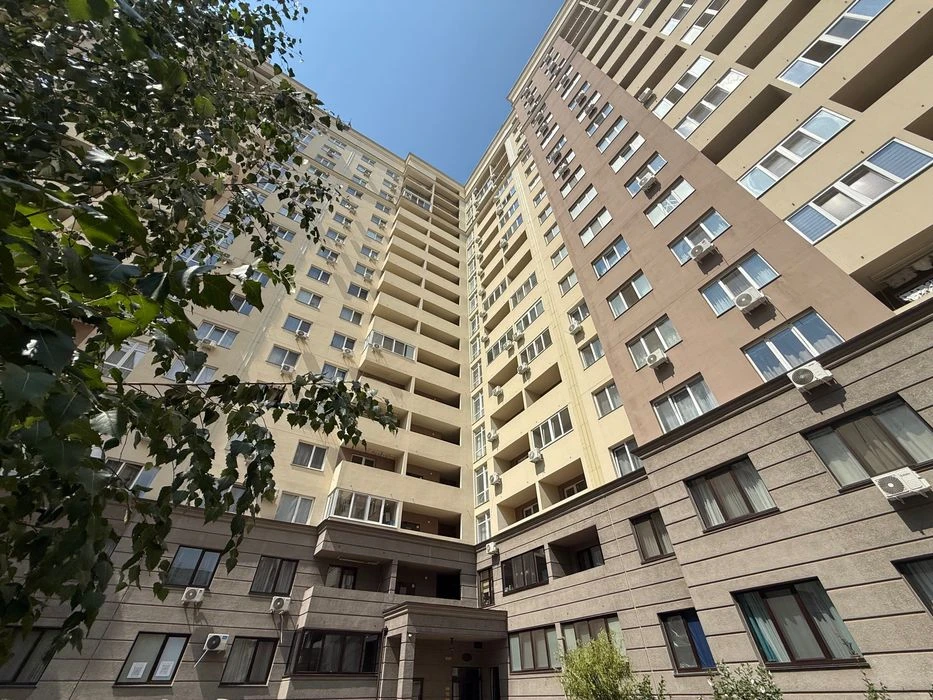 Продам 2 кімнатну квартиру в Одеських Традиціях