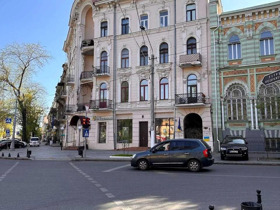 Квартира. Одеса, Університетська вул. (Щепкіна)