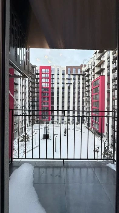 Продам квартиру в новобудові р-н міського озера