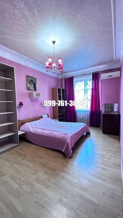 Two-room apartment for sale, Center, Constitution Square metro station