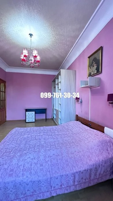 Two-room apartment for sale, Center, Constitution Square metro station