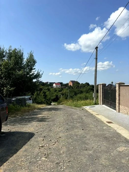 Продаж земельної ділянки в Ужгороді ( Червениця)