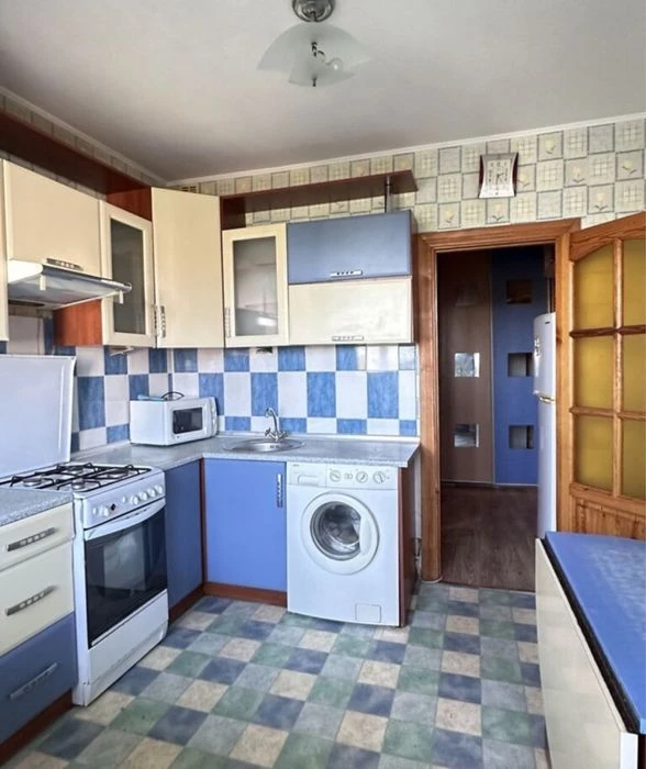 Продаж 2 к в Раково