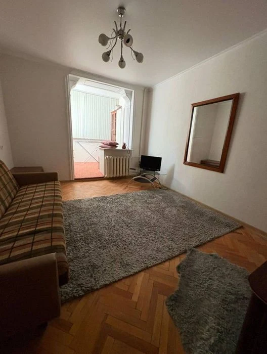 Продам 2 кім квартиру з ремонтом