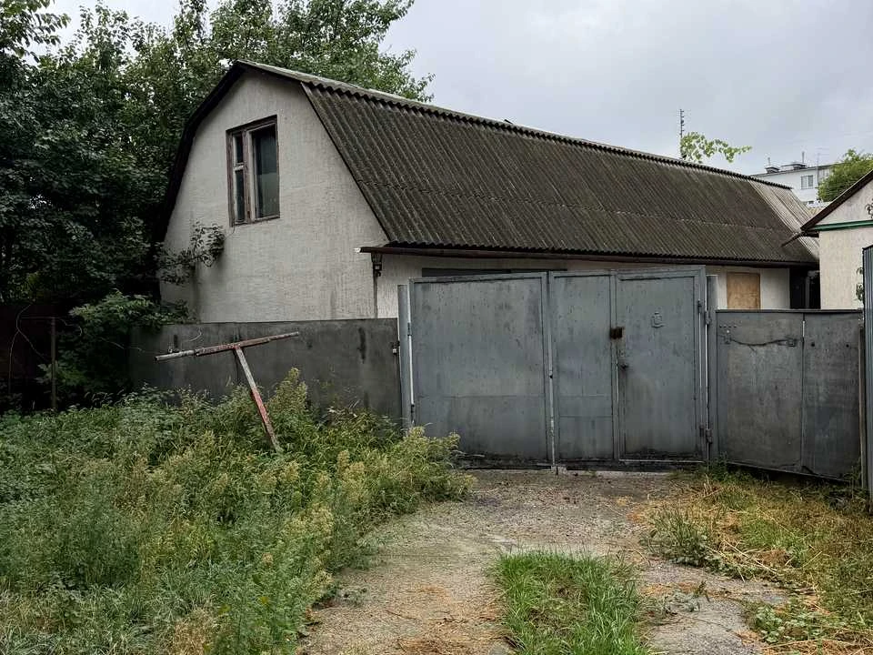 Будинок. Черкаси, Сергія Амброса вул.