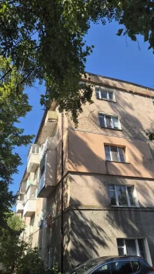 )( Продаж 2-К квартири біля парку