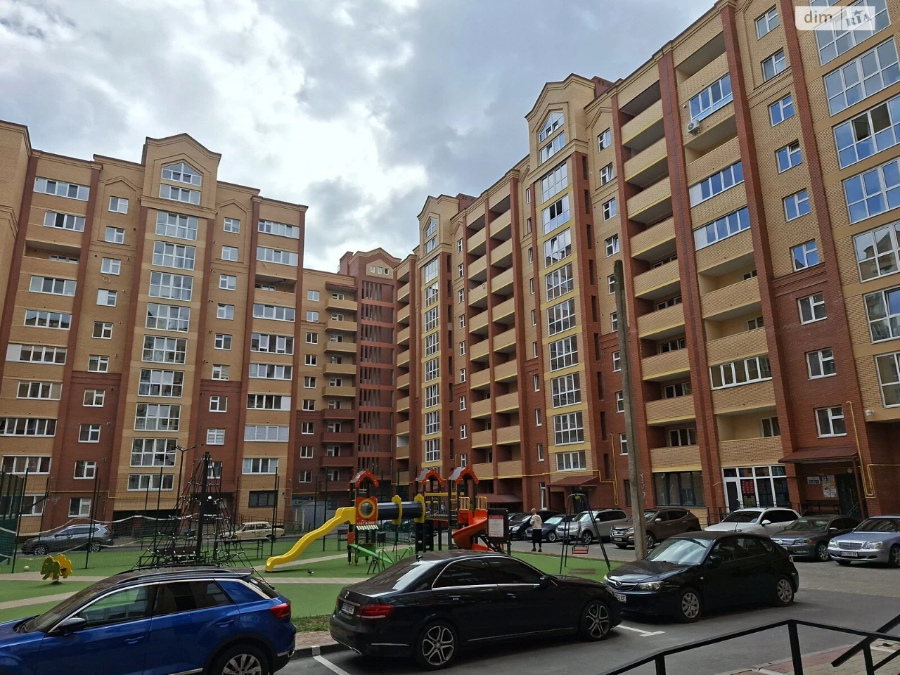 Продаж Квартира Бам