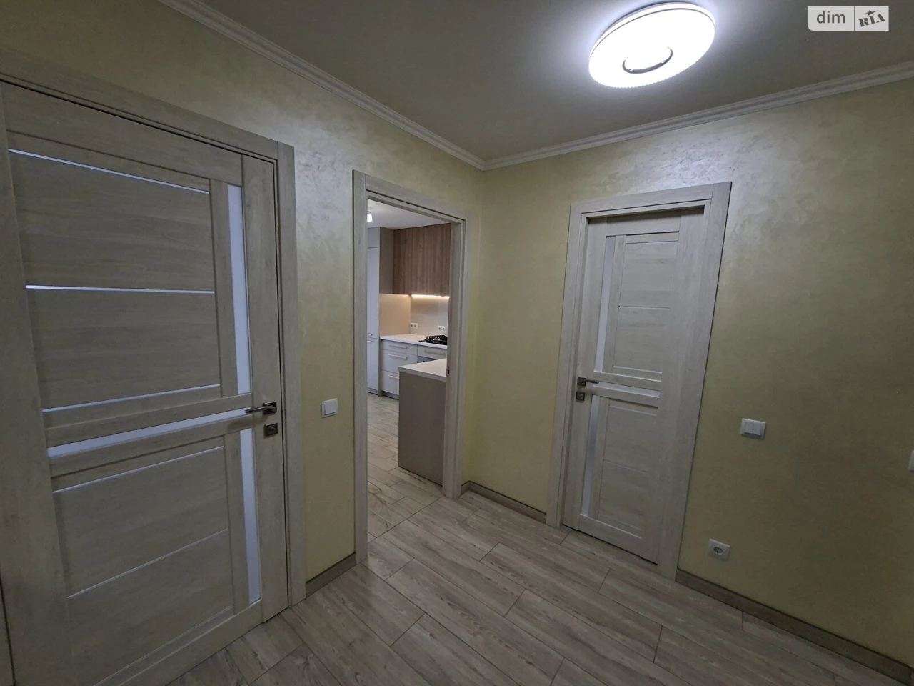 Продаж Квартира Бам