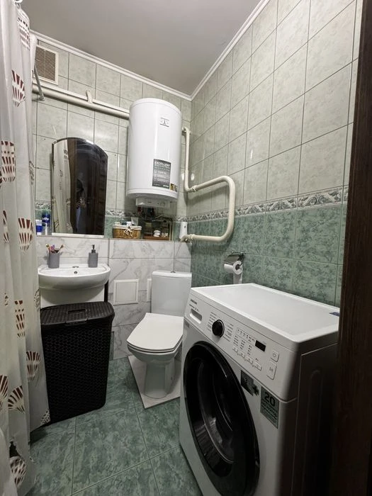 Продаж 1 кімнатної квартири , вул. Привокзальна
