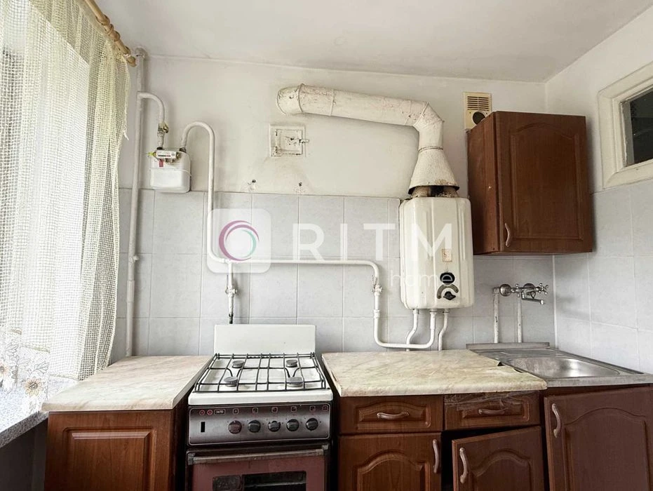 Продаж 1 кім. квартири 30,7 м2 за вул. Потебні.