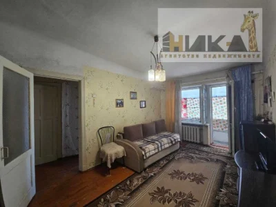 Продам 1 кімнатну квартиру вул. Глісерна