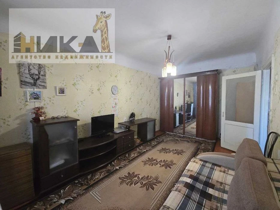 Продам 1 кімнатну квартиру вул. Глісерна
