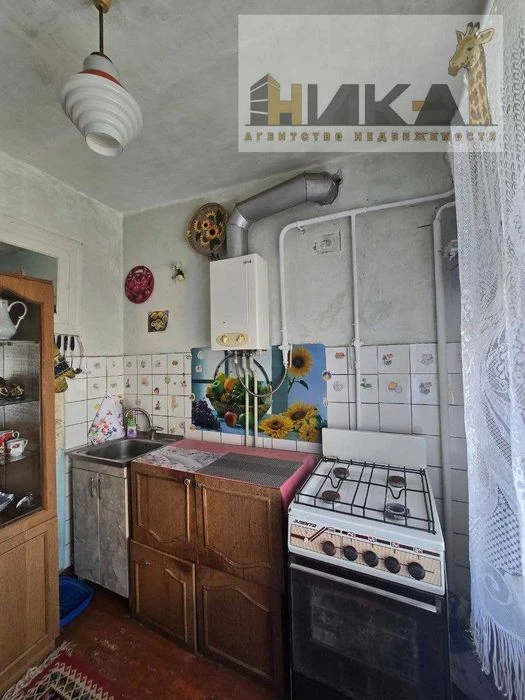 Продам 1 кімнатну квартиру вул. Глісерна