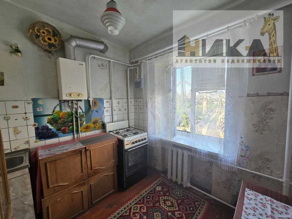Продам 1 кімнатну квартиру вул. Глісерна