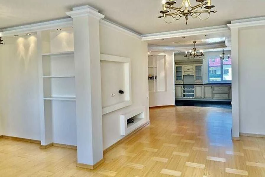 Продаж 4-к. квартири 5/5ц 128/65/17м² вул. Джорджа Вашингтон
