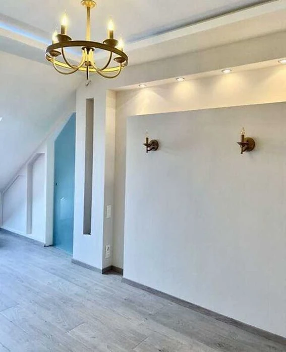 Продаж 4-к. квартири 5/5ц 128/65/17м² вул. Джорджа Вашингтон