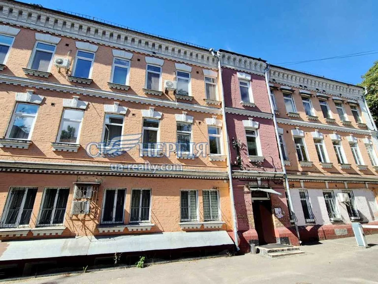 Квартира. Київ, Панаса Мирного вул.