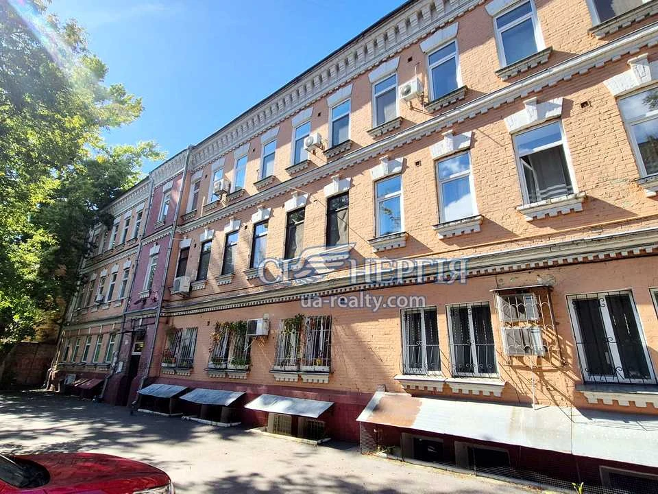 Квартира. Київ, Панаса Мирного вул.