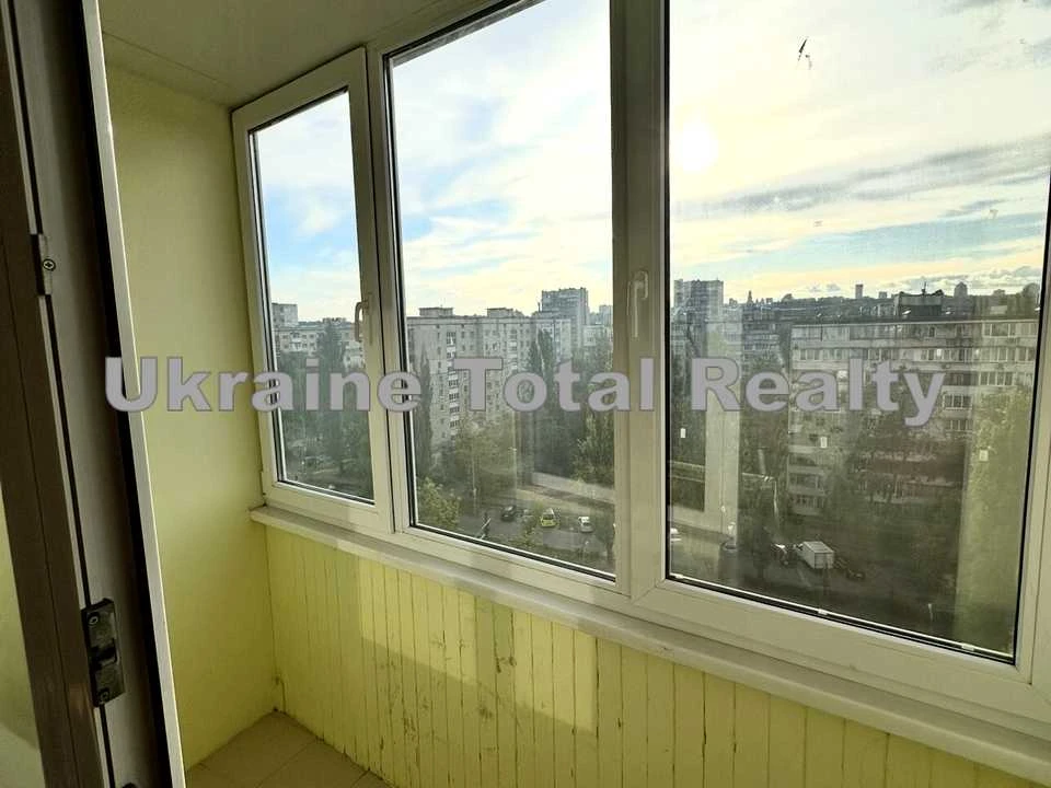 Квартира. Київ, Ігоря Шамо бульв. (Олексія Давидова)