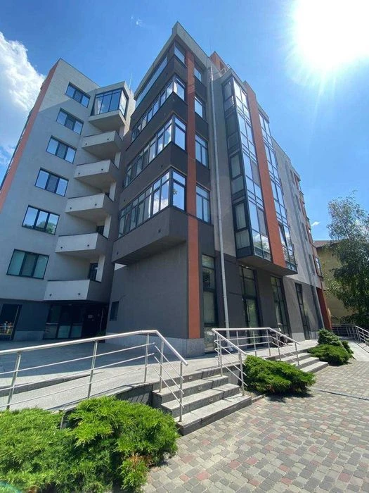 Продам 2к квартиру в ЖК Артёмовский Клубный дом Центр Артёма