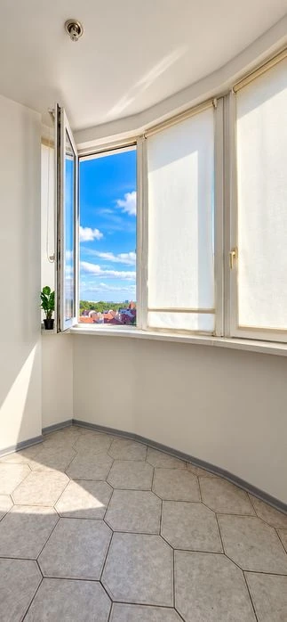 ПРОДАМ 2к квартиру 88м.2. ЖК ОАЗИС,  Володимира Івасюка 6. П