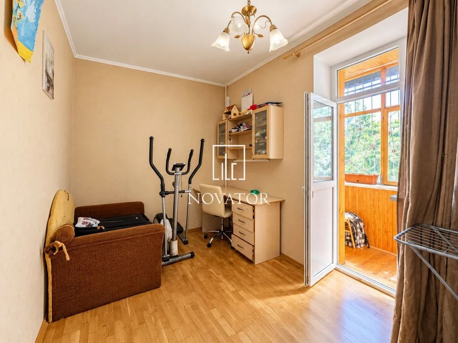 Продам 2-Кімнатну квартиру з доглянутим ремонтом,Київ,10хв д