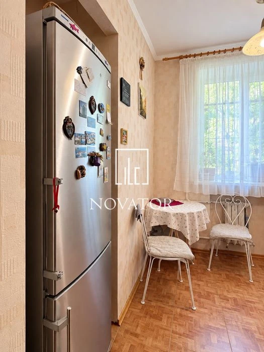 Продам 2-Кімнатну квартиру з доглянутим ремонтом,Київ,10хв д