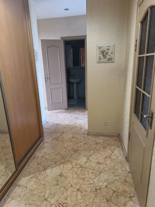 Продам 3-х Центр Нагорка пр. Яворницкого сталинка район Верн