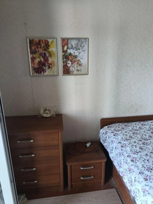 Продам 3-х Центр Нагорка пр. Яворницкого сталинка район Верн