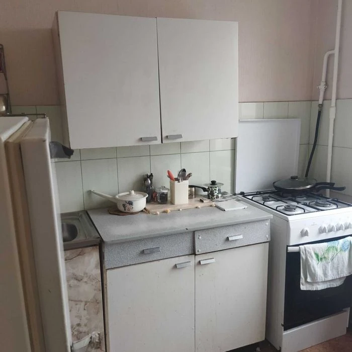 Продам трикімнатну квартиру ,  вул. Кубанській України (Марш