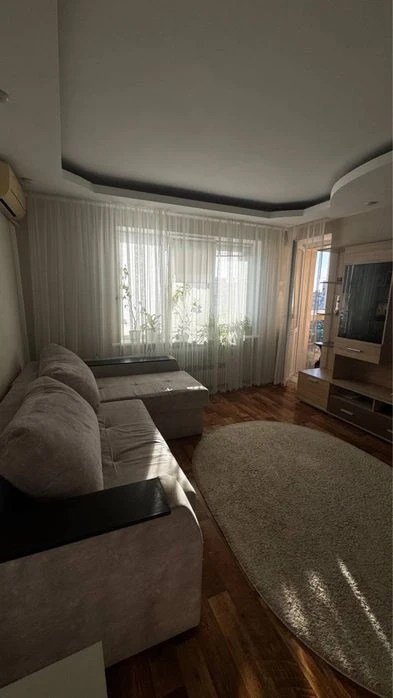 Продам 2к квартиру Лівобережний -3