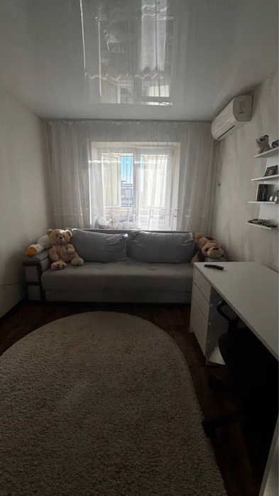 Продам 2к квартиру Лівобережний -3