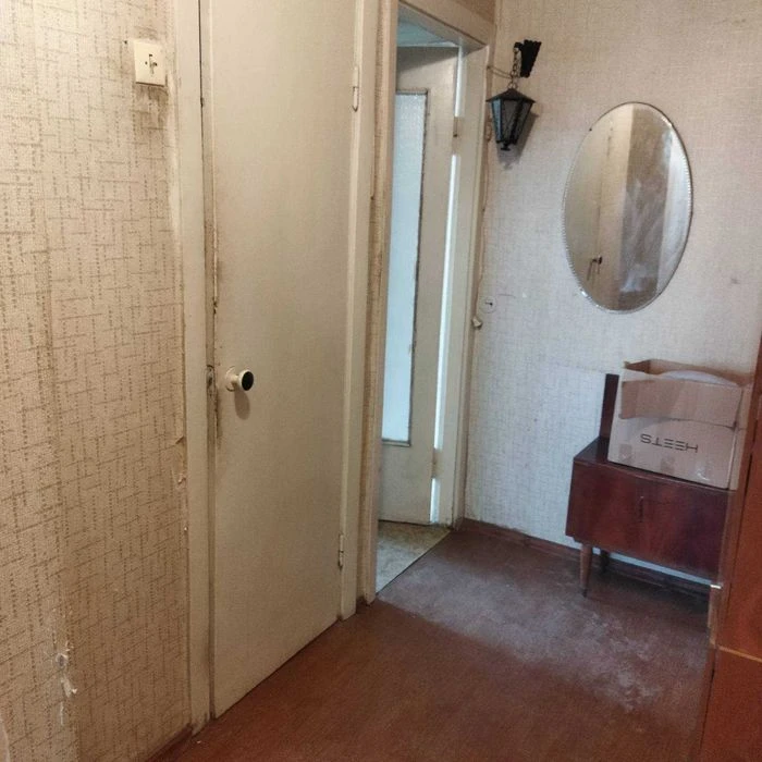 Продам трикімнатну квартиру на вул. Омеляновича-Павленка (Су