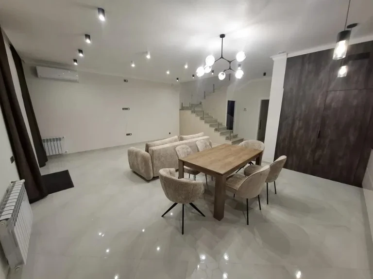 Аренда дома 155 м², Монтажников ул.