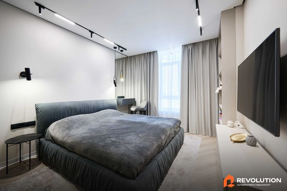 Без комісії. Продаж 2к квартири 71.8м2, просп.Любомира Гузар
