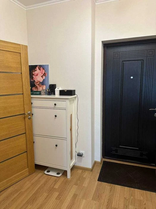 Продаж 1-к квартири в ЖК "Варшавський-1", вул. Родини Кристе