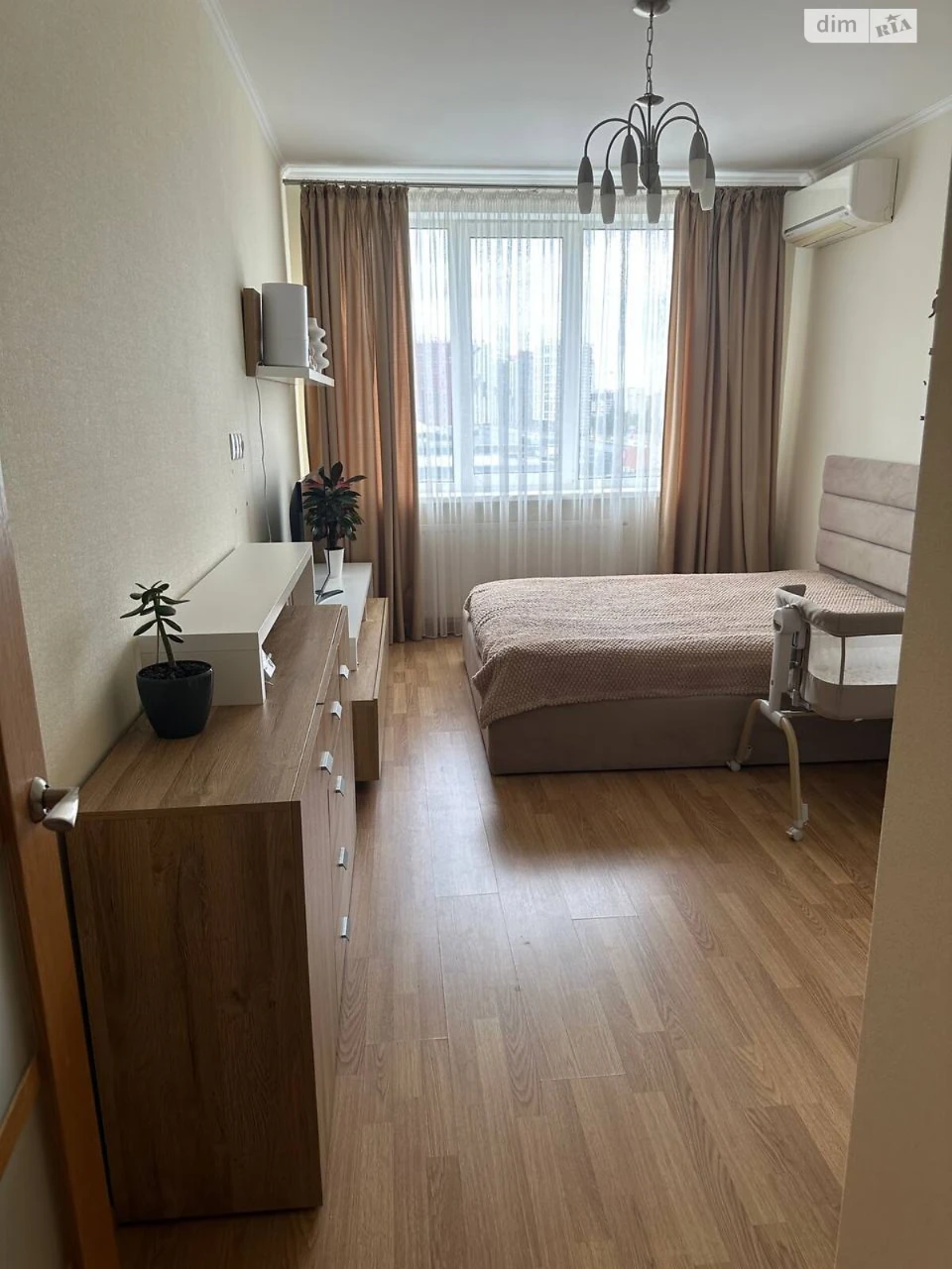 Продаж Квартира Виноградар