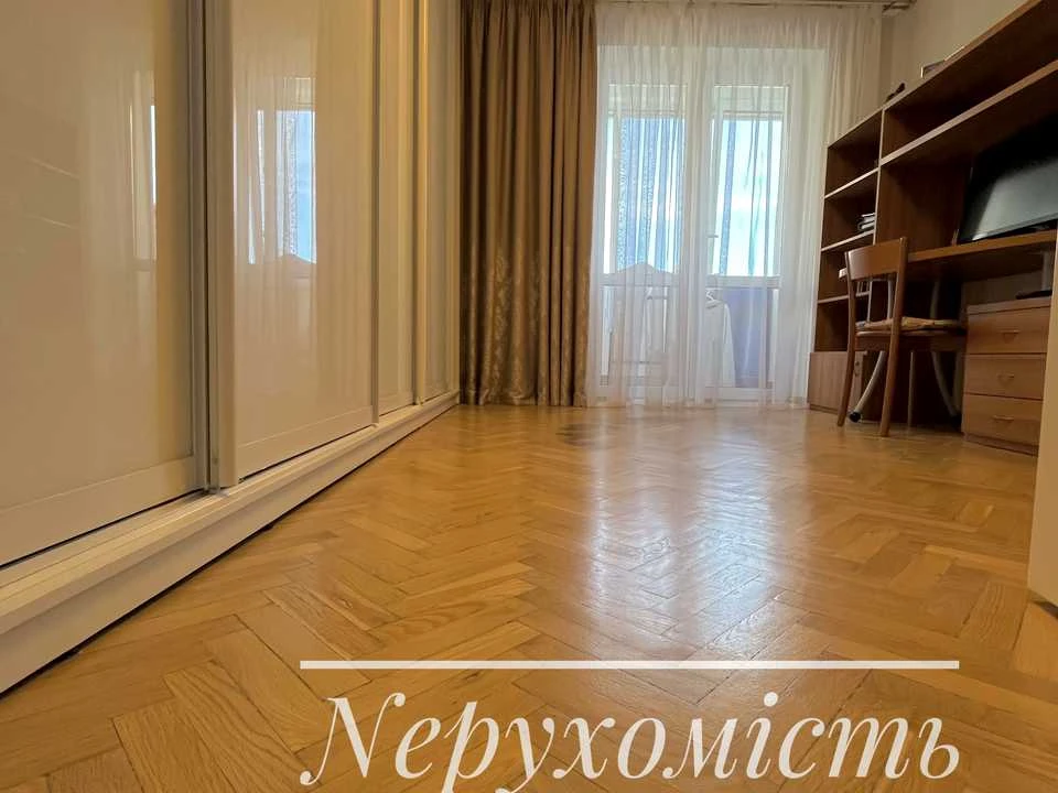 Квартира. Київ, Слов'янська вул.
