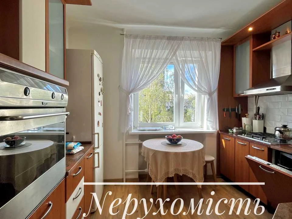 Квартира. Київ, Слов'янська вул.