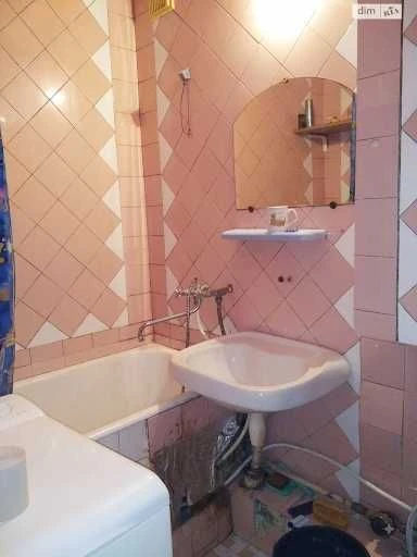Продається 2-кімнатна квартира на вул. Бочарова