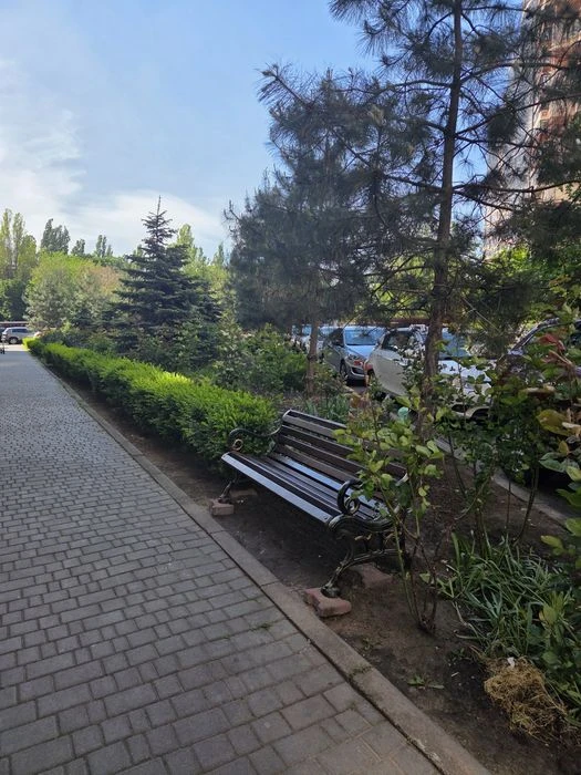 Академгородок  Парк Победы  Продам 1- ая квартира