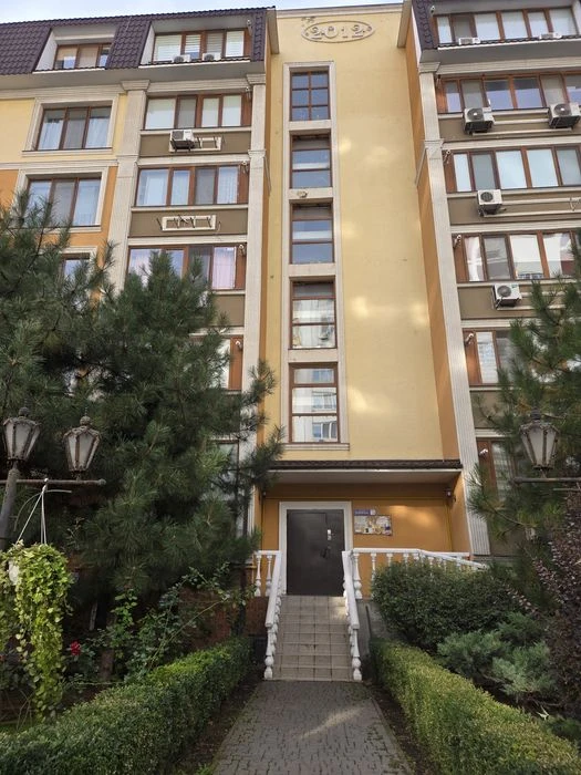 Академгородок  Парк Победы  Продам 1- ая квартира